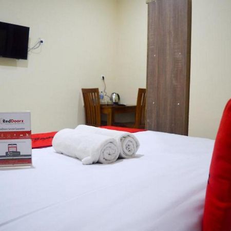 Hotel Reddoorz Near Sam Poo Kong 2 Semarang Esterno foto