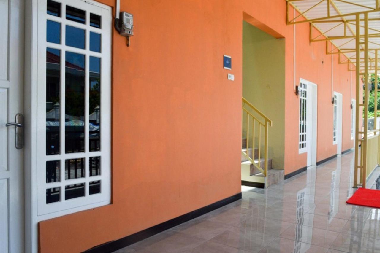 Hotel Reddoorz Near Sam Poo Kong 2 Semarang Esterno foto