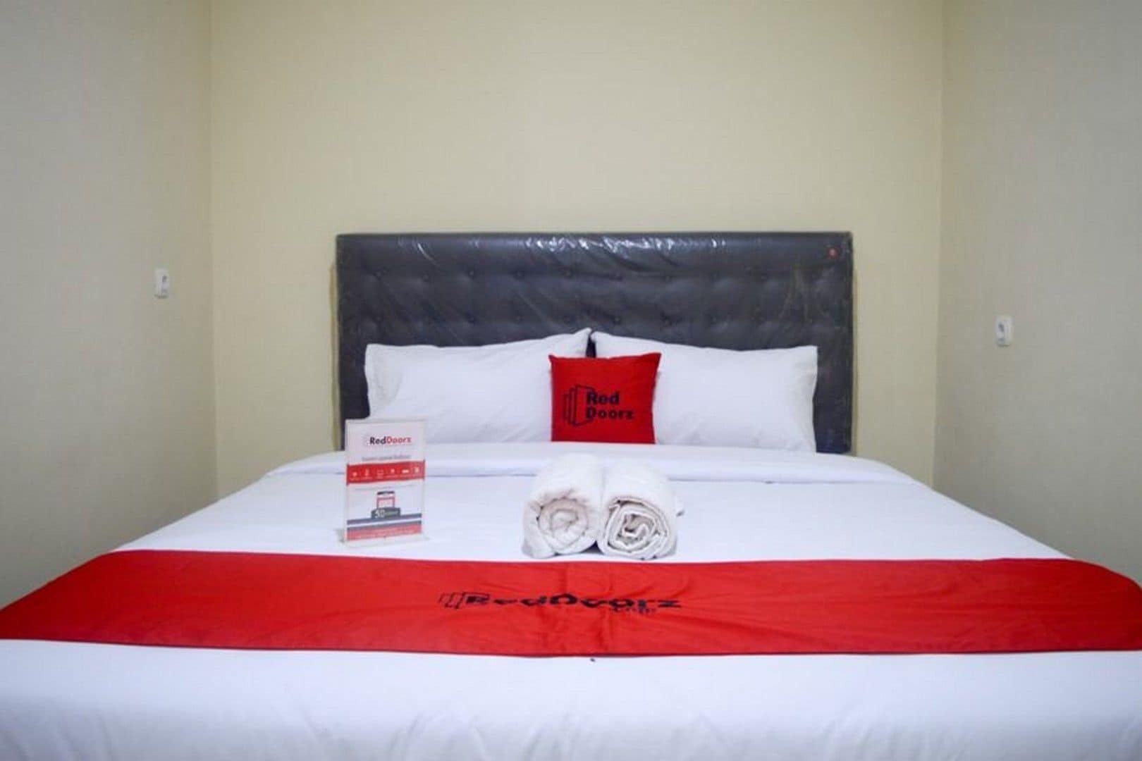 Hotel Reddoorz Near Sam Poo Kong 2 Semarang Esterno foto